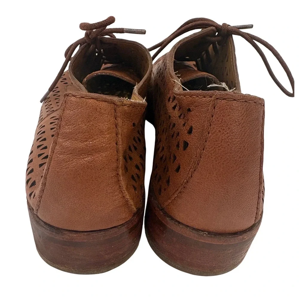 Patricia Nash Sophia Perforated Leather Oxford 7.5 Brown Lace Up Shoes DerbyBoho